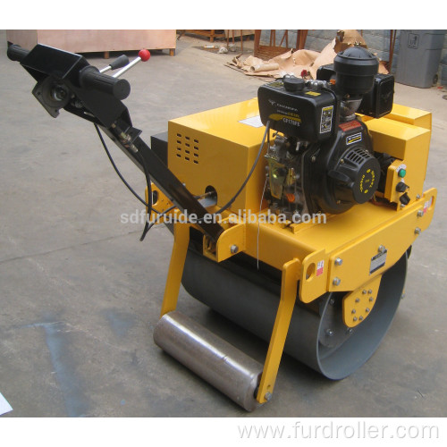 Small Single Drum Vibratory Road Roller Specification (FYL-700C)